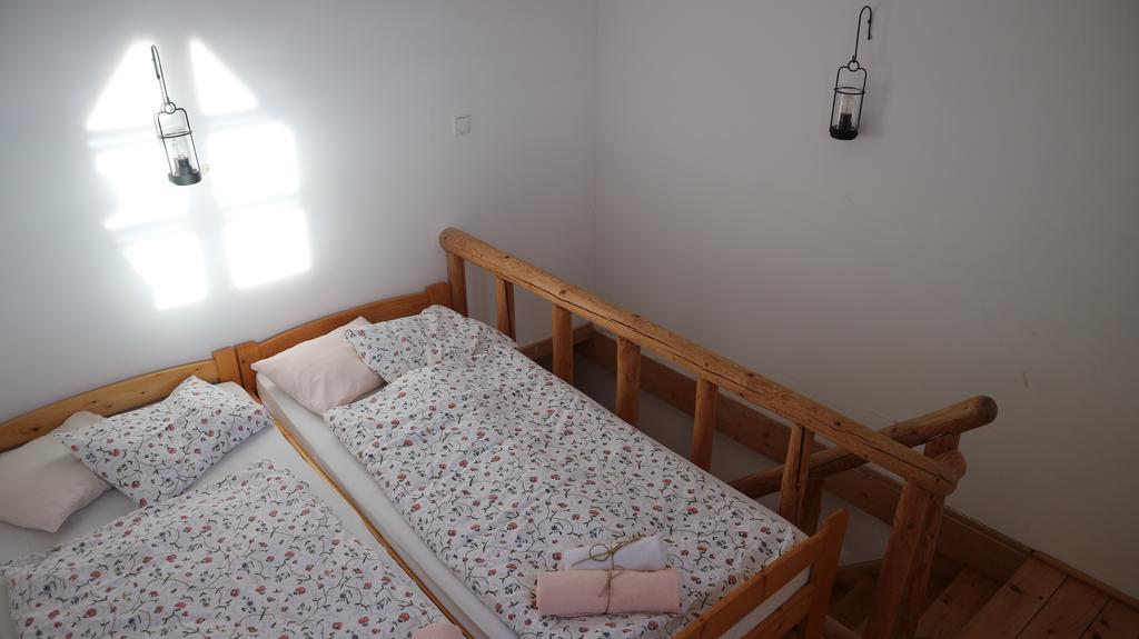 Penzion Drevenica Šumiac Zewnętrze zdjęcie